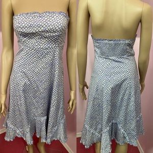 Odille Strapless Dress. Anthropologie Blue Floral Strapless Odille Dress. Size 2